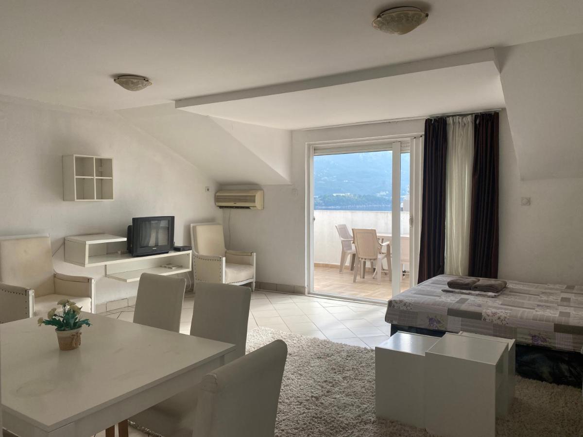 Veselinka Apartments & Rooms Budva Exteriör bild