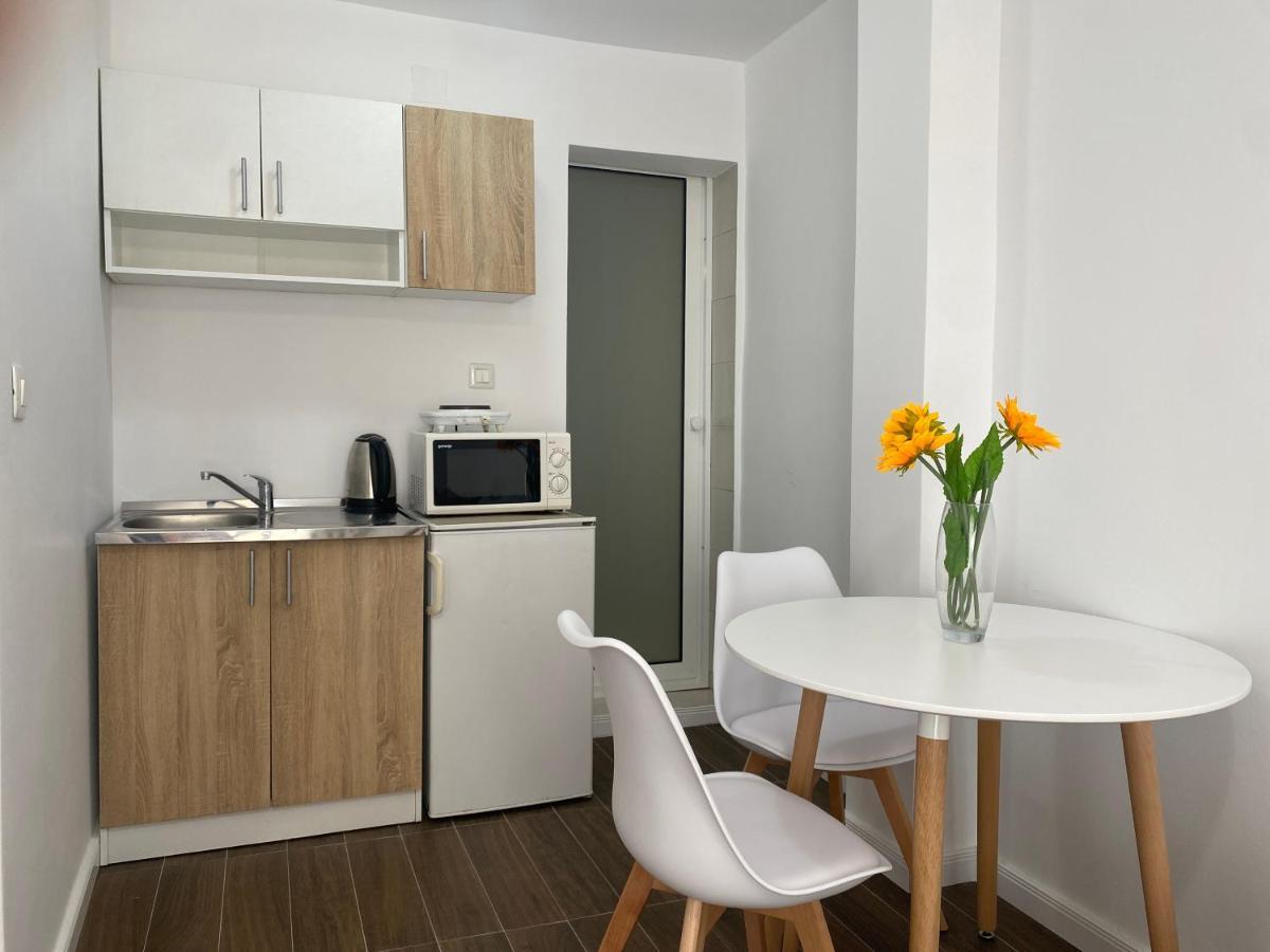 Veselinka Apartments & Rooms Budva Exteriör bild