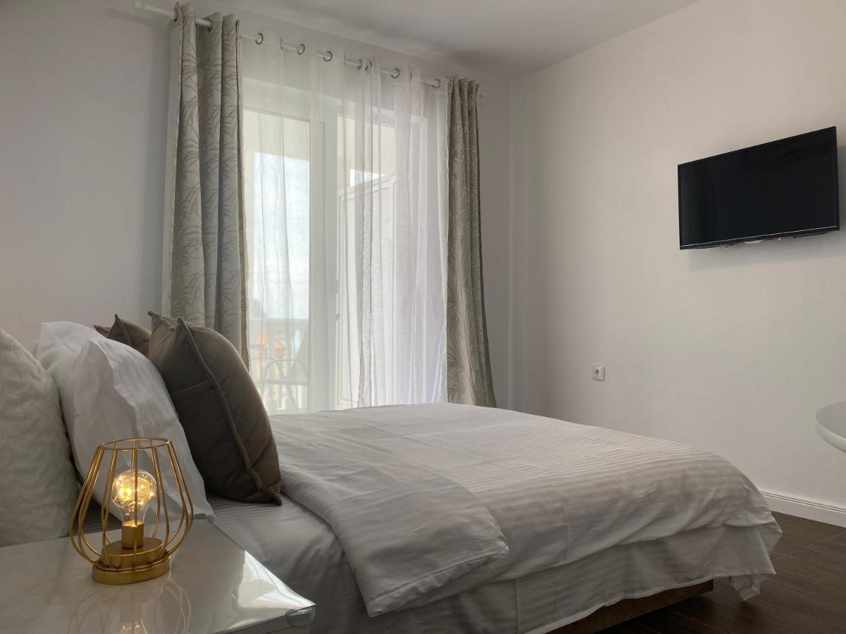 Veselinka Apartments & Rooms Budva Exteriör bild