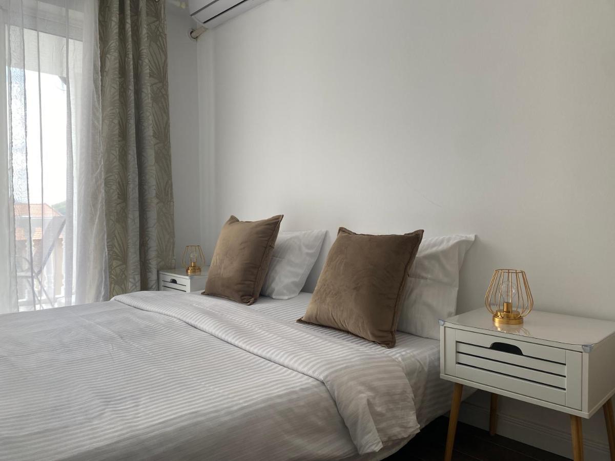 Veselinka Apartments & Rooms Budva Exteriör bild